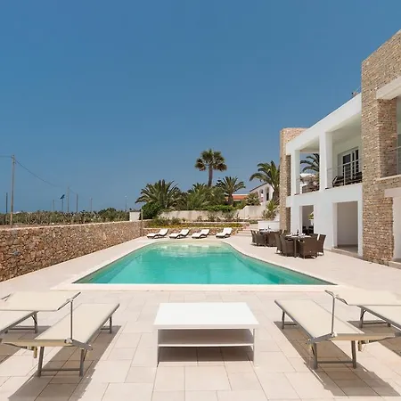 Villa Villa Ametista Torre San Giovanni